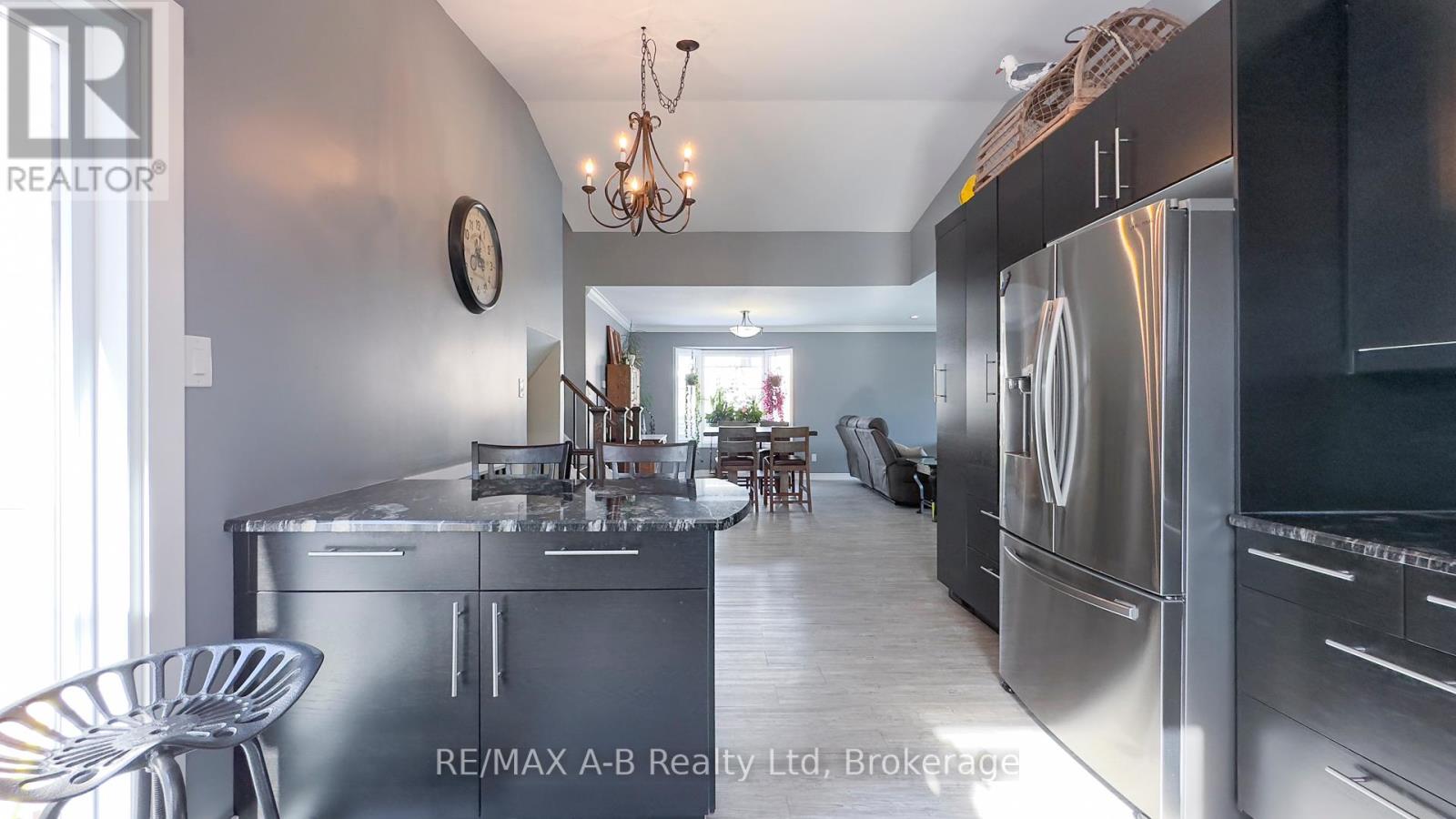 36 Meadowridge Drive, St. Marys, Ontario  N4X 1B7 - Photo 13 - X11944670