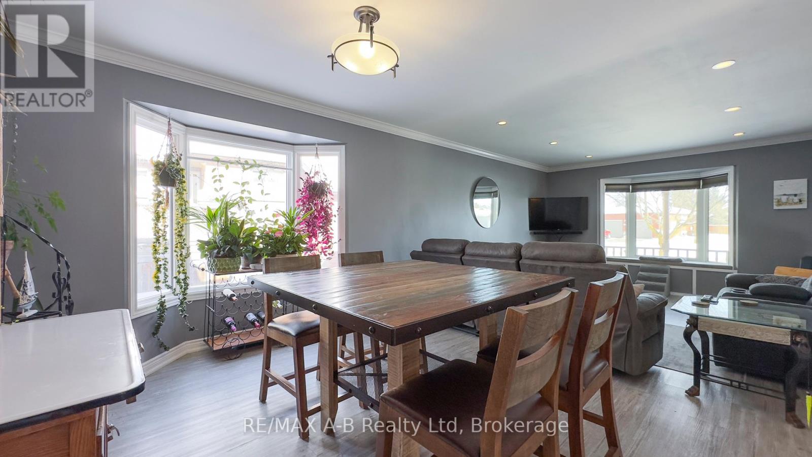 36 Meadowridge Drive, St. Marys, Ontario  N4X 1B7 - Photo 15 - X11944670