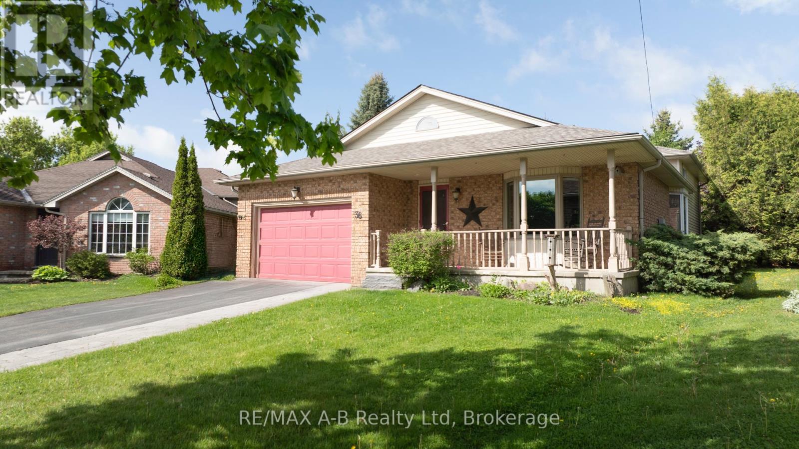 36 Meadowridge Drive, St. Marys, Ontario  N4X 1B7 - Photo 2 - X11944670