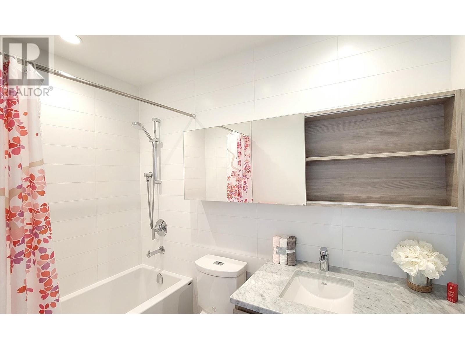 2703 652 Whiting Way, Coquitlam, British Columbia  V3J 0K3 - Photo 11 - R2951155