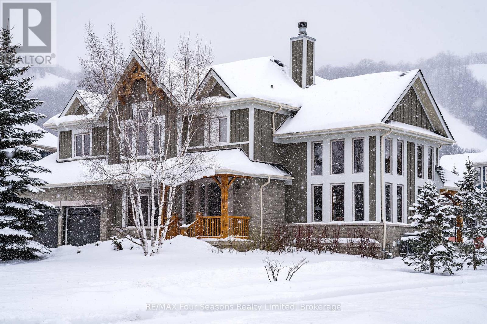 106 MANITOU COURT, Blue Mountains, Ontario