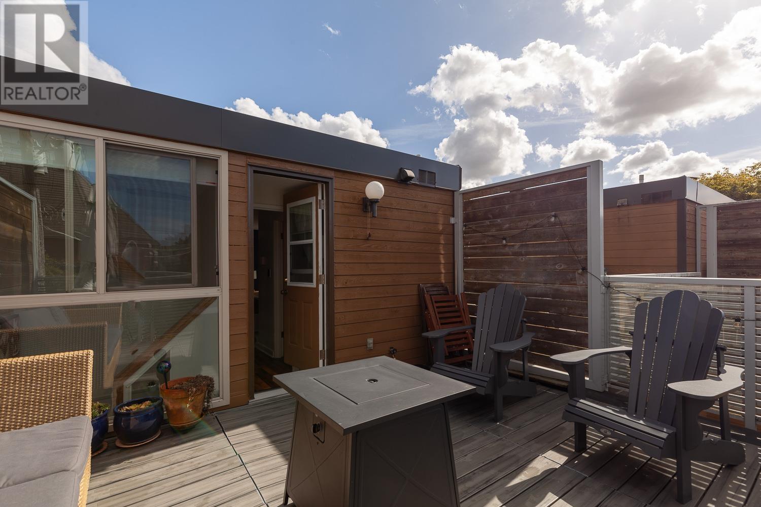 Listing Picture 21 of 25 : 2374 MAPLE STREET, Vancouver / 溫哥華 - 魯藝地產 Yvonne Lu Group - MLS Medallion Club Member