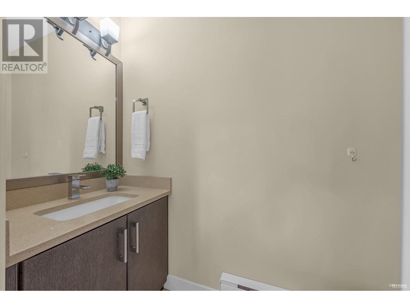 Listing Picture 21 of 28 : 15 9811 FERNDALE ROAD, Richmond / 烈治文 - 魯藝地產 Yvonne Lu Group - MLS Medallion Club Member