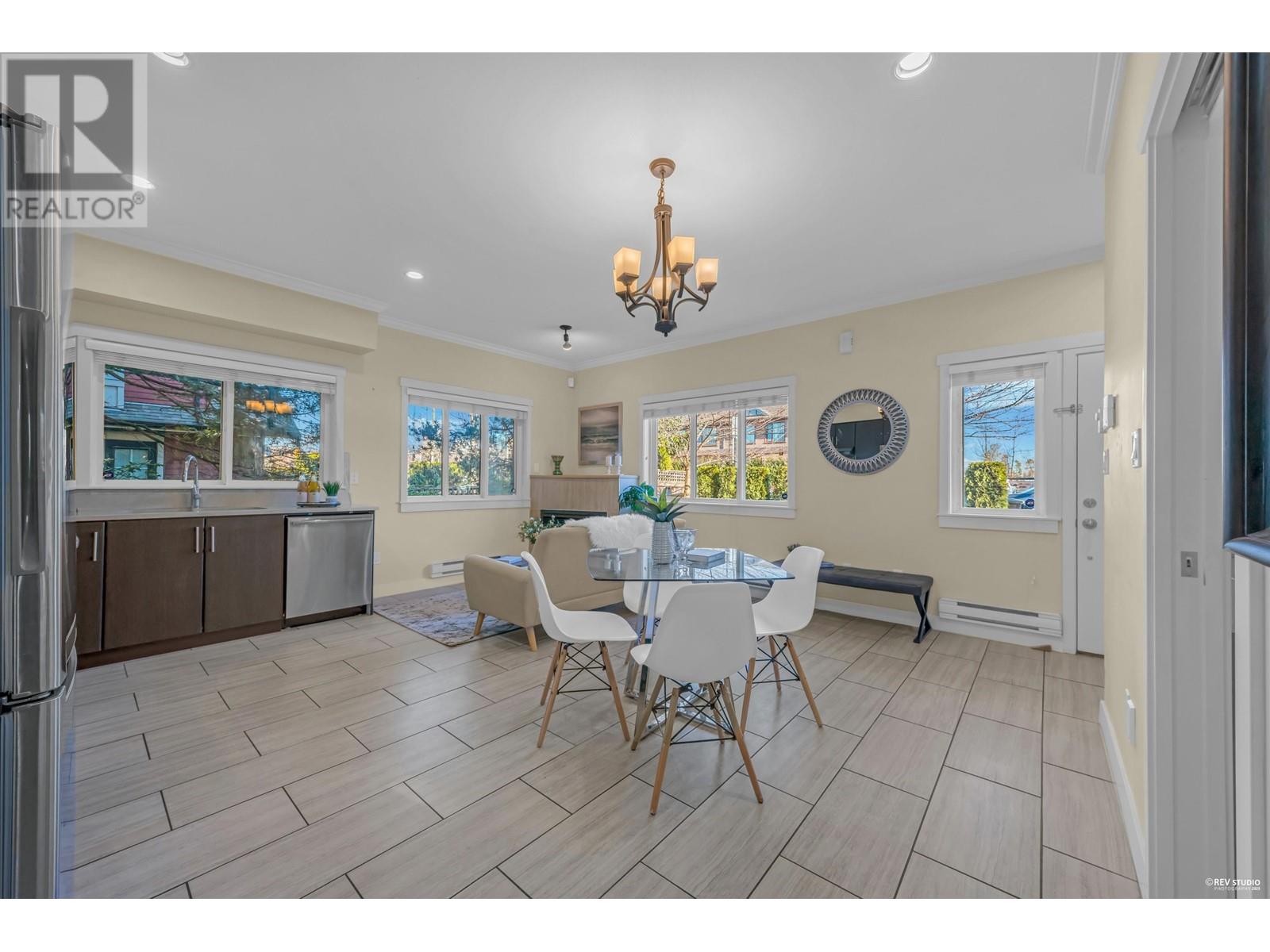 Listing Picture 6 of 28 : 15 9811 FERNDALE ROAD, Richmond / 烈治文 - 魯藝地產 Yvonne Lu Group - MLS Medallion Club Member
