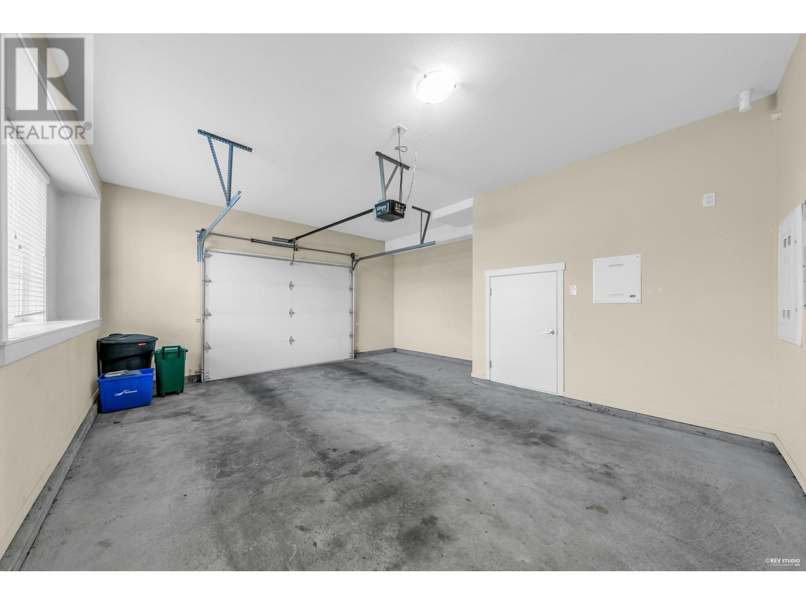Listing Picture 23 of 28 : 15 9811 FERNDALE ROAD, Richmond / 烈治文 - 魯藝地產 Yvonne Lu Group - MLS Medallion Club Member