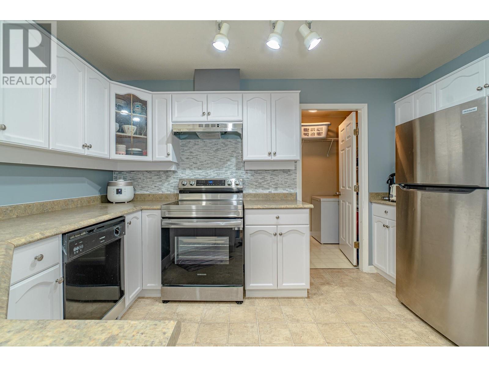 311 12464 191b Street, Pitt Meadows, British Columbia  V3Y 2P6 - Photo 11 - R2960965