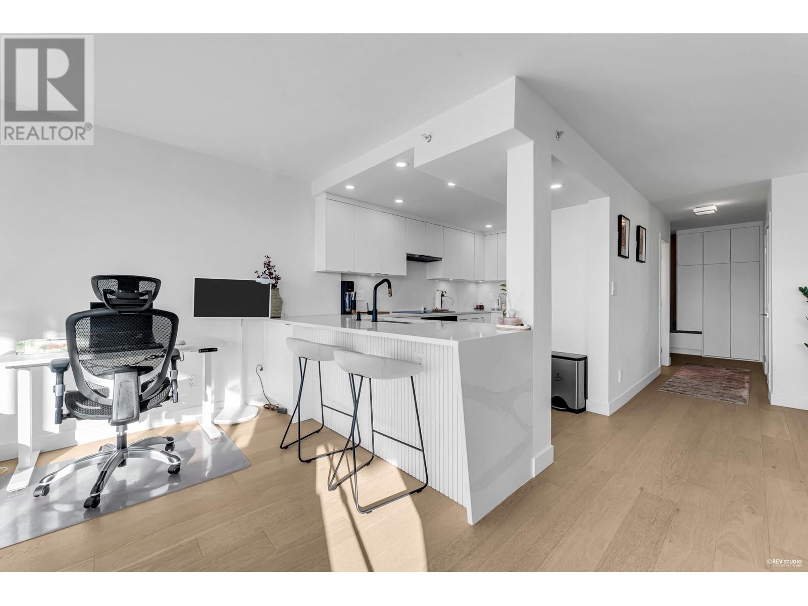 Listing Picture 14 of 40 : 801 1188 QUEBEC STREET, Vancouver / 溫哥華 - 魯藝地產 Yvonne Lu Group - MLS Medallion Club Member