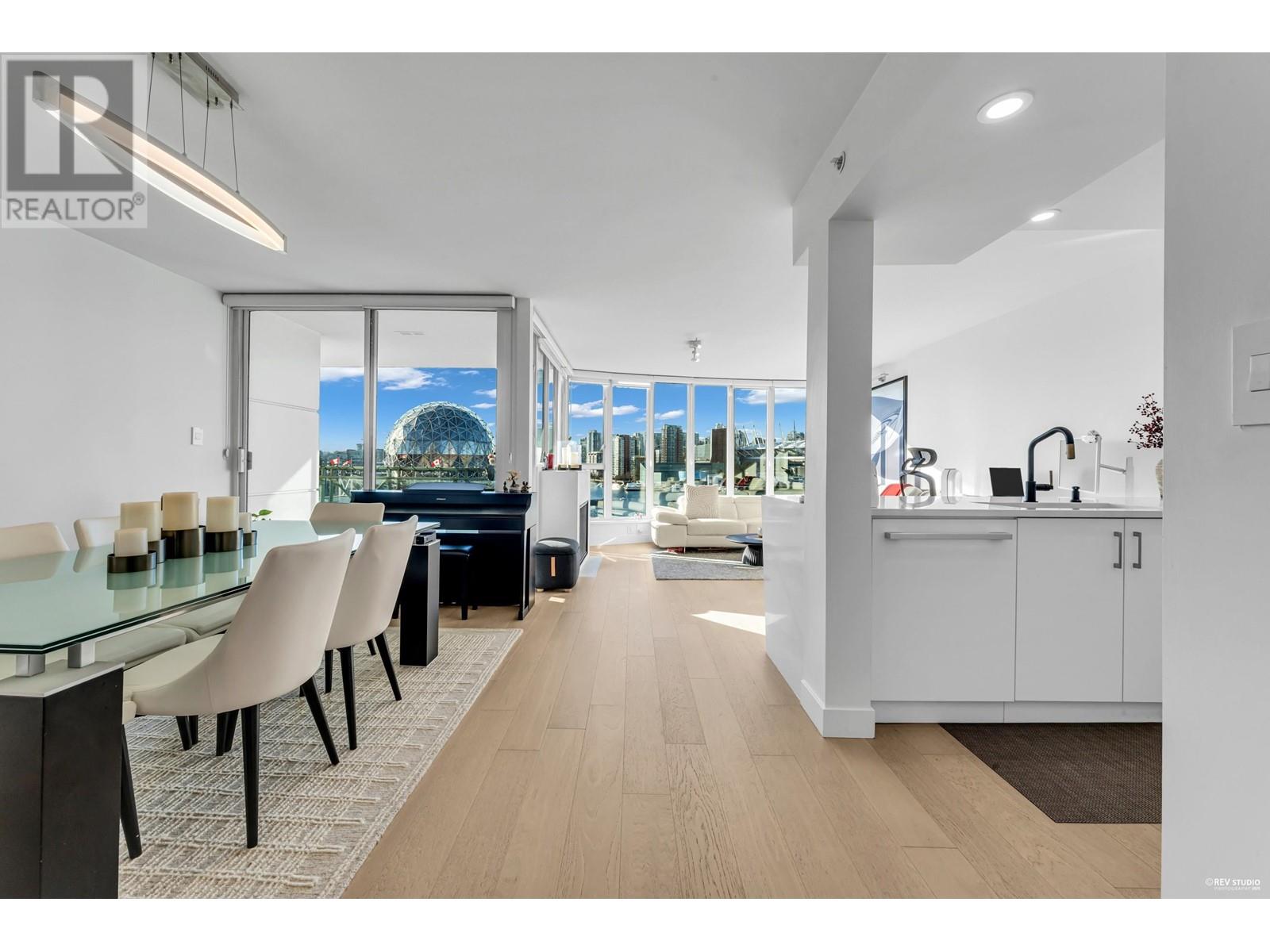 Listing Picture 8 of 40 : 801 1188 QUEBEC STREET, Vancouver / 溫哥華 - 魯藝地產 Yvonne Lu Group - MLS Medallion Club Member