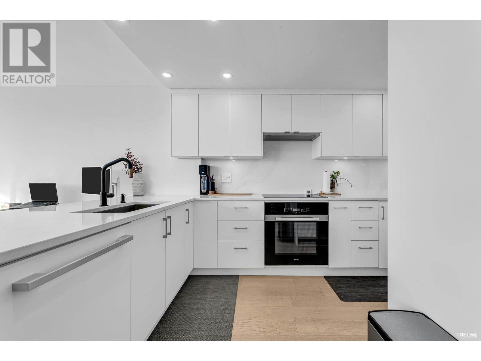 Listing Picture 9 of 40 : 801 1188 QUEBEC STREET, Vancouver / 溫哥華 - 魯藝地產 Yvonne Lu Group - MLS Medallion Club Member