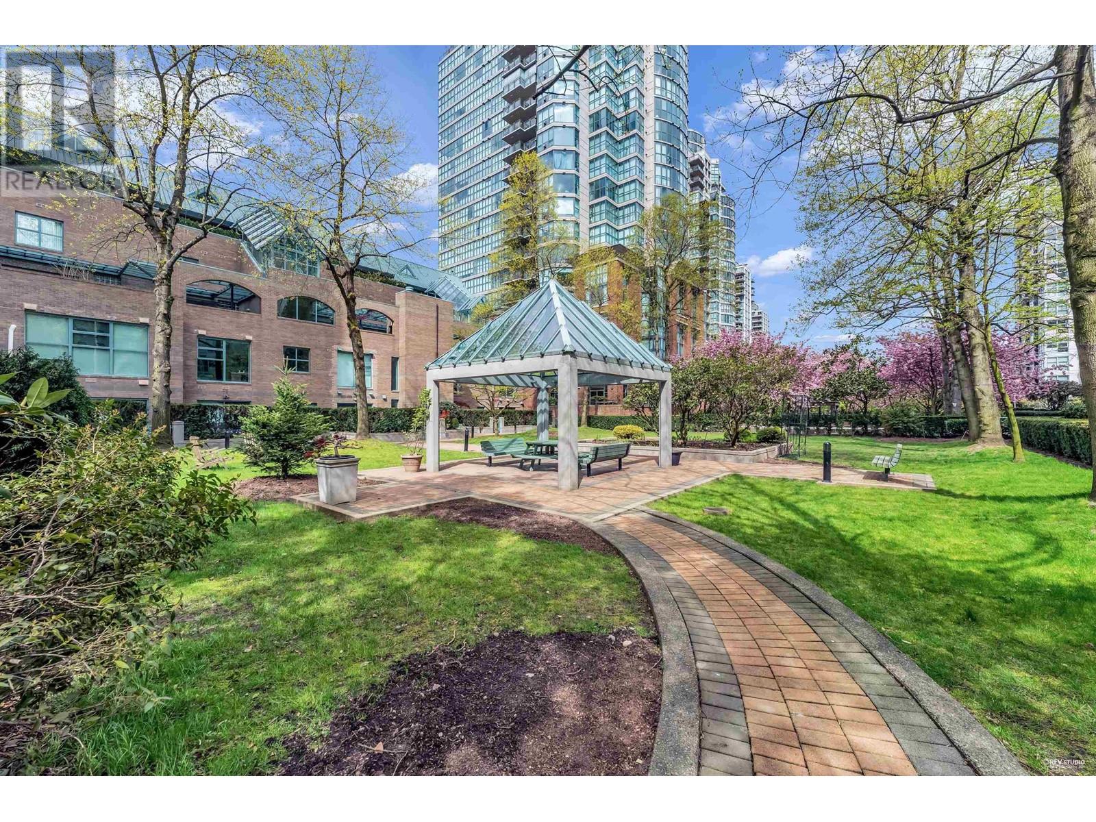 Listing Picture 39 of 40 : 801 1188 QUEBEC STREET, Vancouver / 溫哥華 - 魯藝地產 Yvonne Lu Group - MLS Medallion Club Member