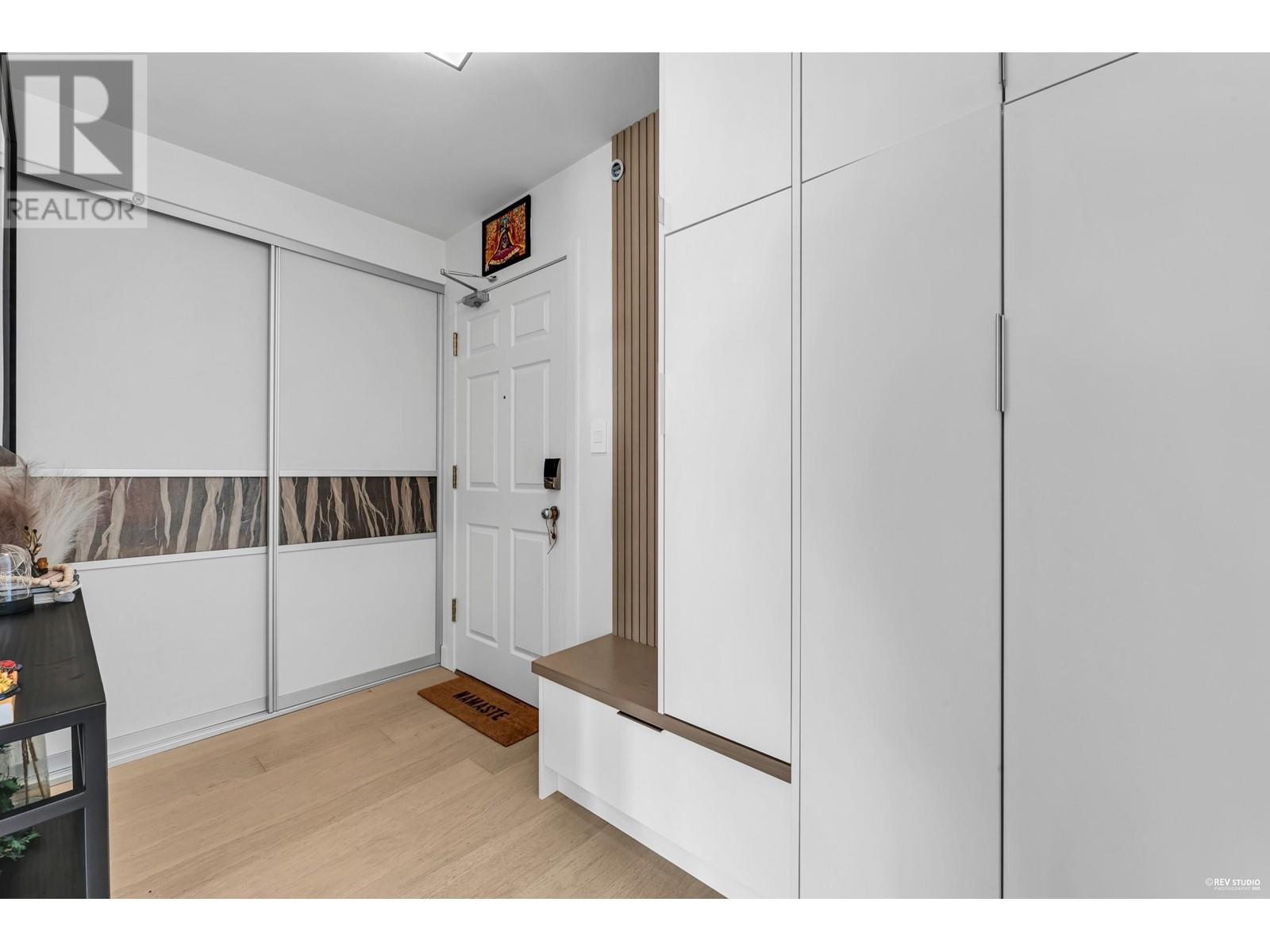 Listing Picture 30 of 40 : 801 1188 QUEBEC STREET, Vancouver / 溫哥華 - 魯藝地產 Yvonne Lu Group - MLS Medallion Club Member