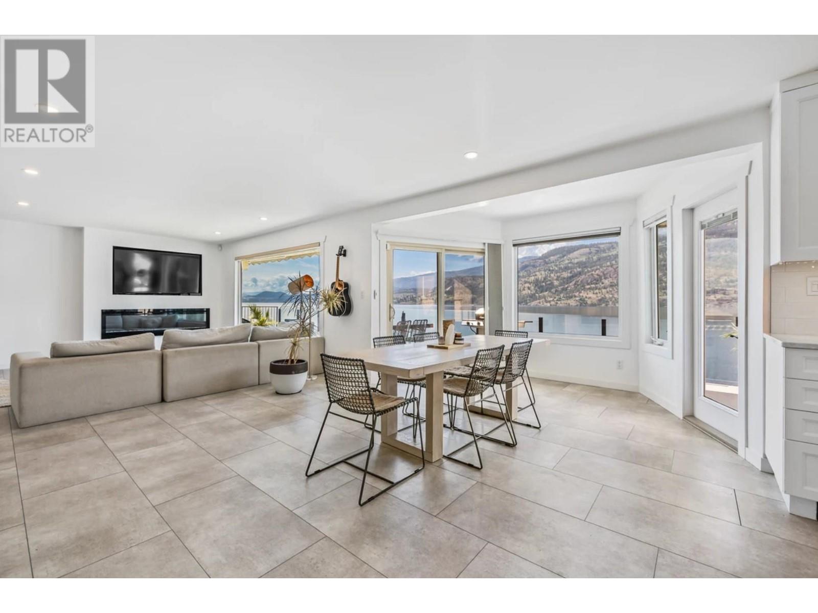 1876 Dewdney Road Kelowna Photo 10