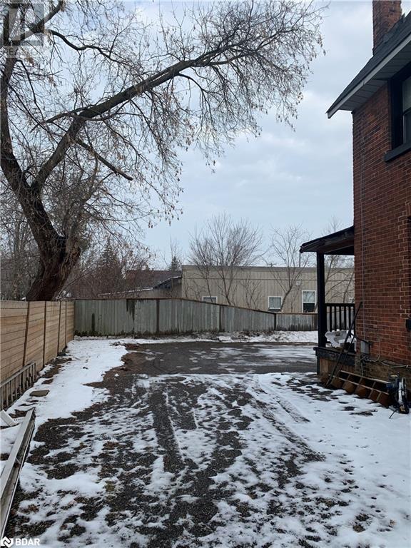 172 Dunlop Street W Unit# 2, Barrie, Ontario  L4N 1B3 - Photo 2 - 40694230