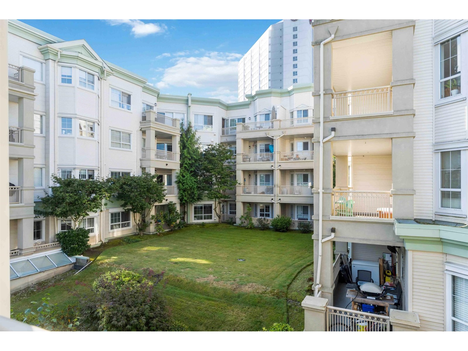 304 15258 105 Avenue, Surrey, British Columbia  V3R 0W8 - Photo 16 - R2961262