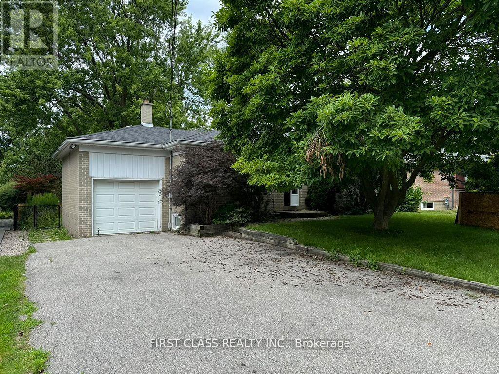 28 HAWKRIDGE AVENUE, Markham, Ontario
