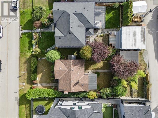 Listing Picture 24 of 25 : 3970 EDINBURGH STREET, Burnaby / 本拿比 - 魯藝地產 Yvonne Lu Group - MLS Medallion Club Member