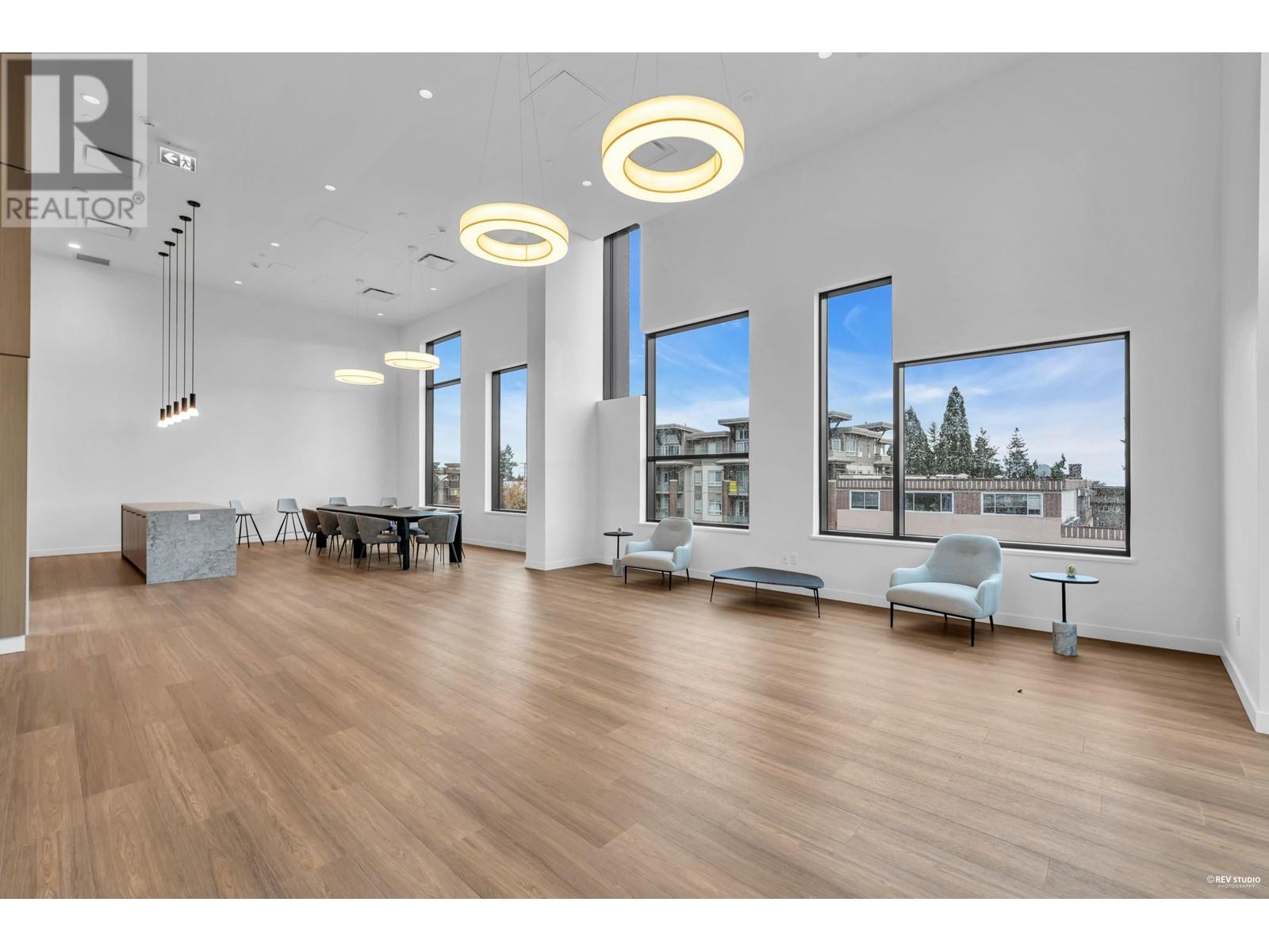 Listing Picture 29 of 34 : 502 6699 DUNBLANE AVENUE, Burnaby / 本拿比 - 魯藝地產 Yvonne Lu Group - MLS Medallion Club Member