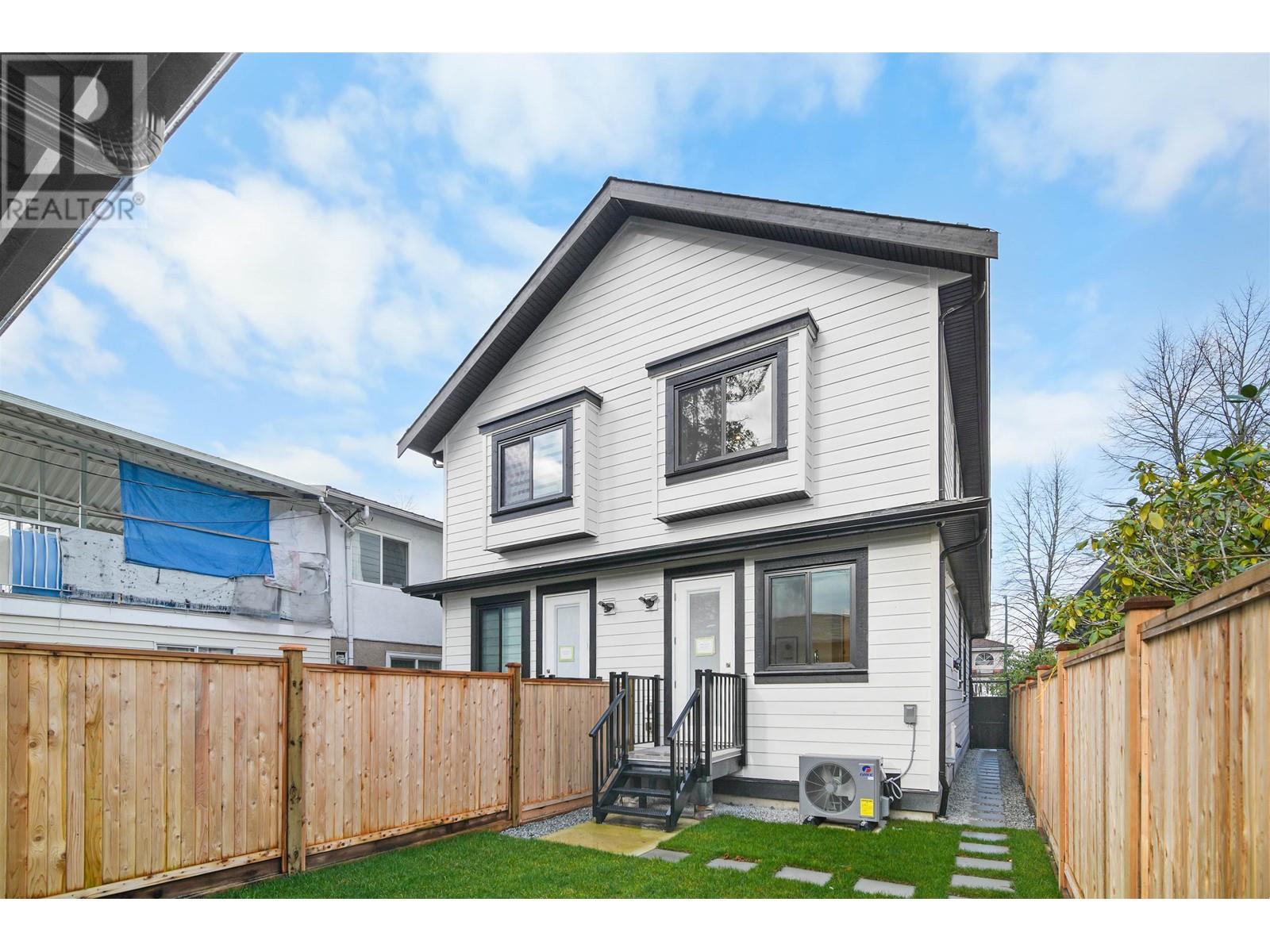 Listing Picture 26 of 27 : 3384 E 2ND AVENUE, Vancouver / 溫哥華 - 魯藝地產 Yvonne Lu Group - MLS Medallion Club Member