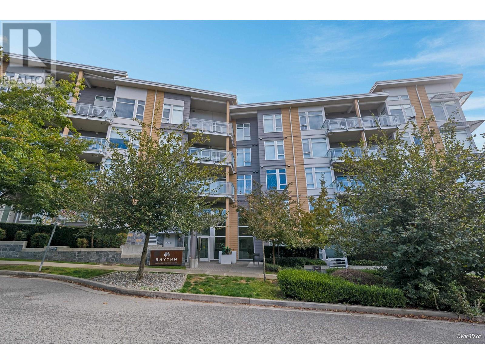 207 3263 PIERVIEW CRESCENT, Vancouver