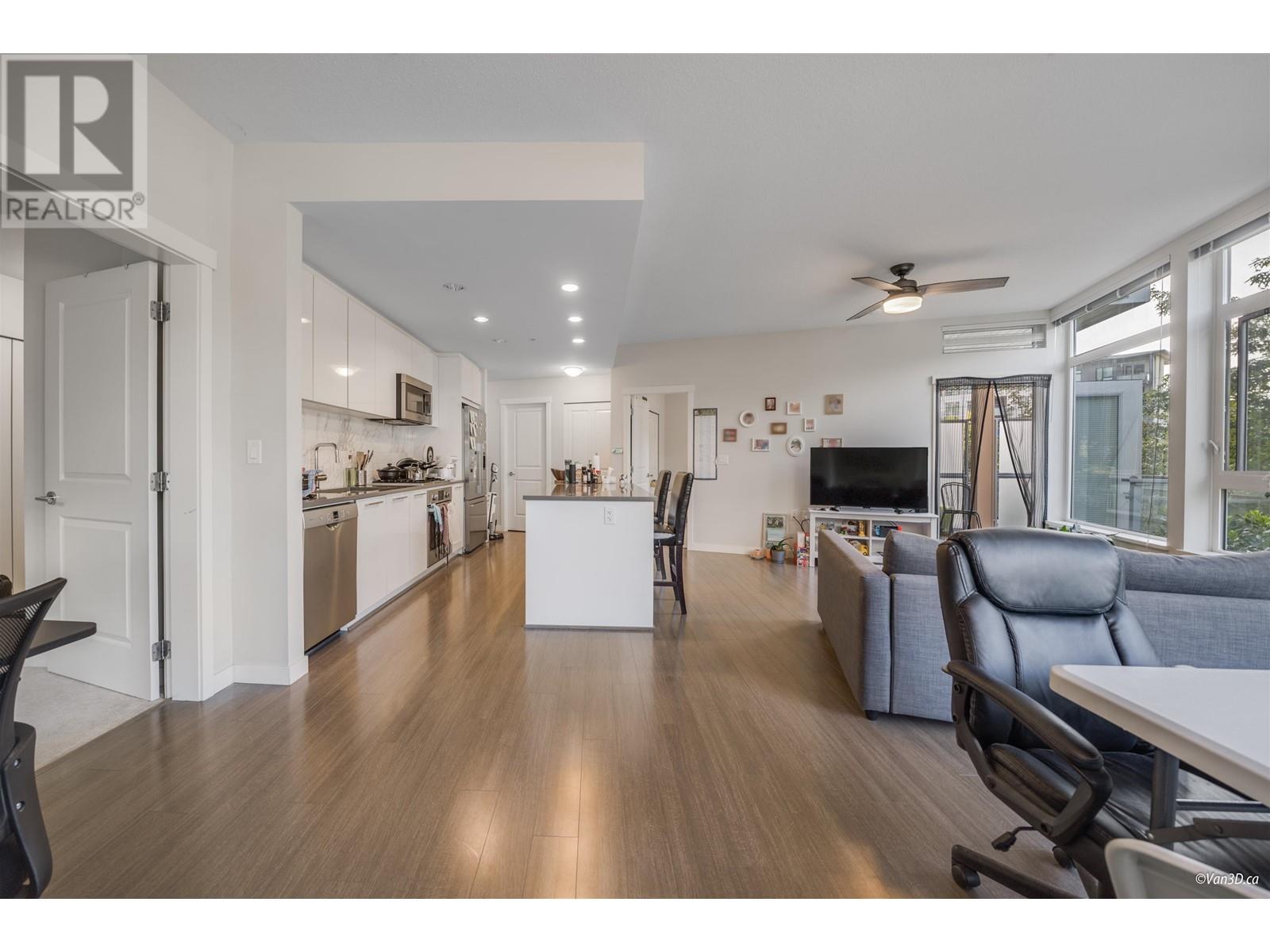 Listing Picture 5 of 24 : 207 3263 PIERVIEW CRESCENT, Vancouver / 溫哥華 - 魯藝地產 Yvonne Lu Group - MLS Medallion Club Member