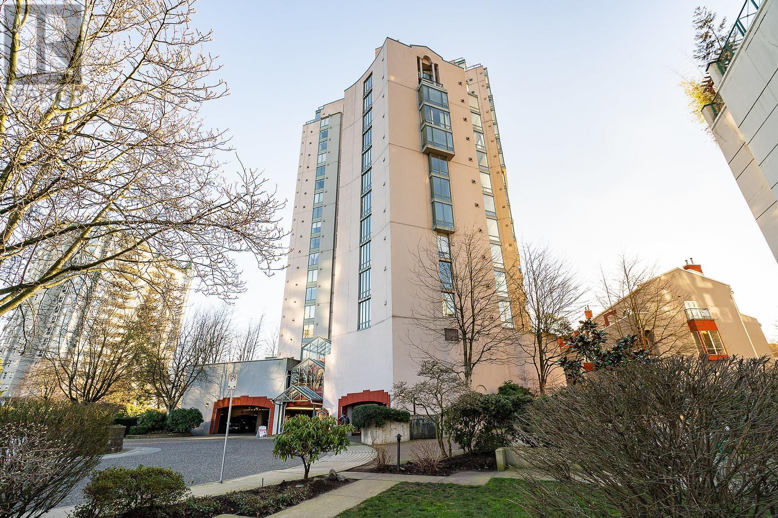 206 8 Laguna Court, New Westminster, British Columbia  V3M 6M6 - Photo 34 - R2961275