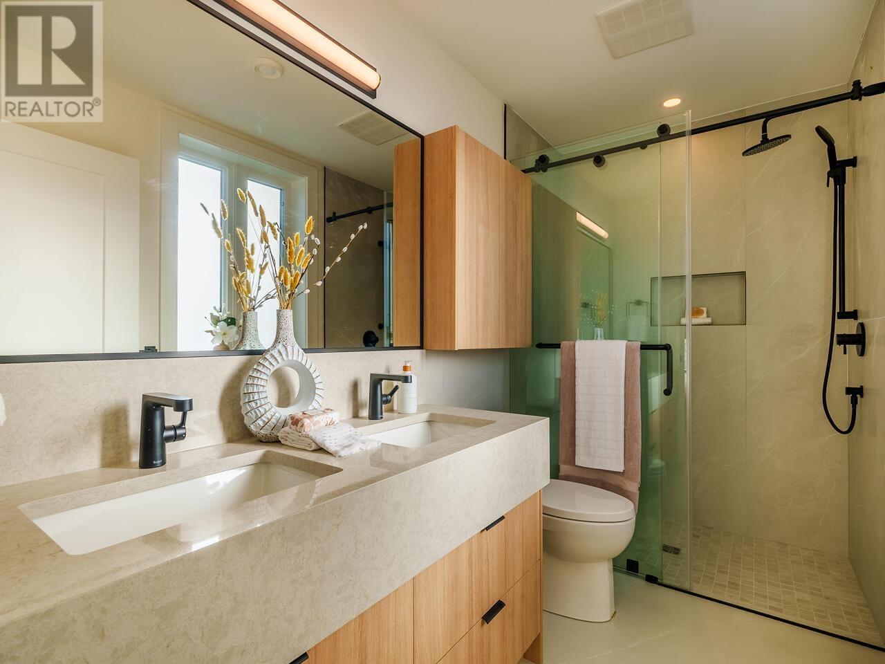 2 2248 E 48th Avenue, Vancouver, British Columbia  V5P 1S1 - Photo 13 - R2961181