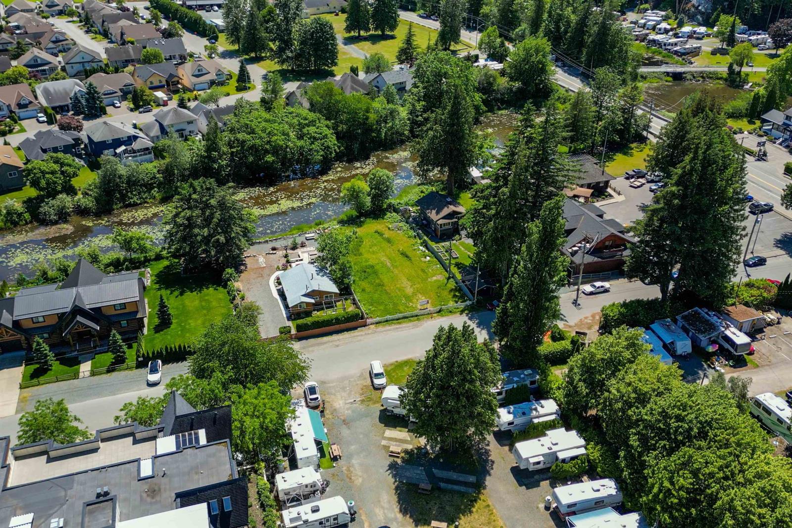 260 Cedar Avenue, Harrison Hot Springs, Harrison Hot Springs, British Columbia V0M 1K0 - Photo 11 - R2961047