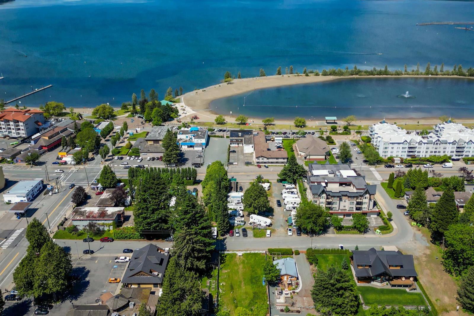 260 Cedar Avenue, Harrison Hot Springs, Harrison Hot Springs, British Columbia V0M 1K0 - Photo 12 - R2961047