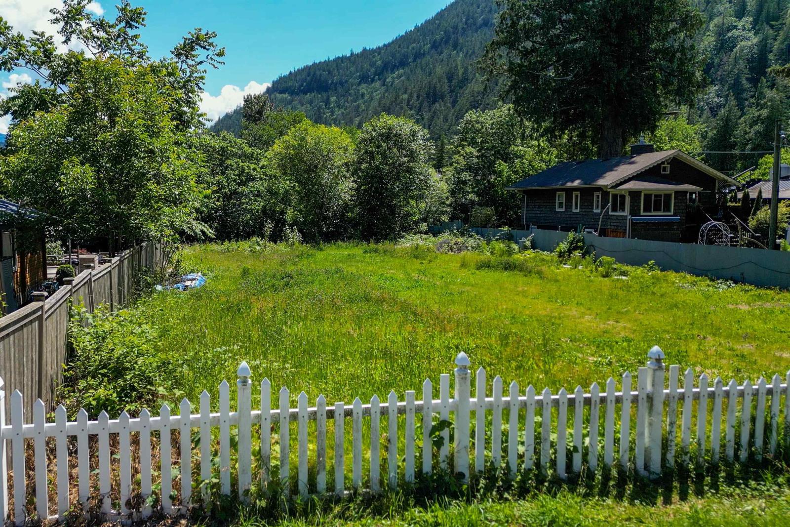 260 Cedar Avenue, Harrison Hot Springs, Harrison Hot Springs, British Columbia V0M 1K0 - Photo 5 - R2961047