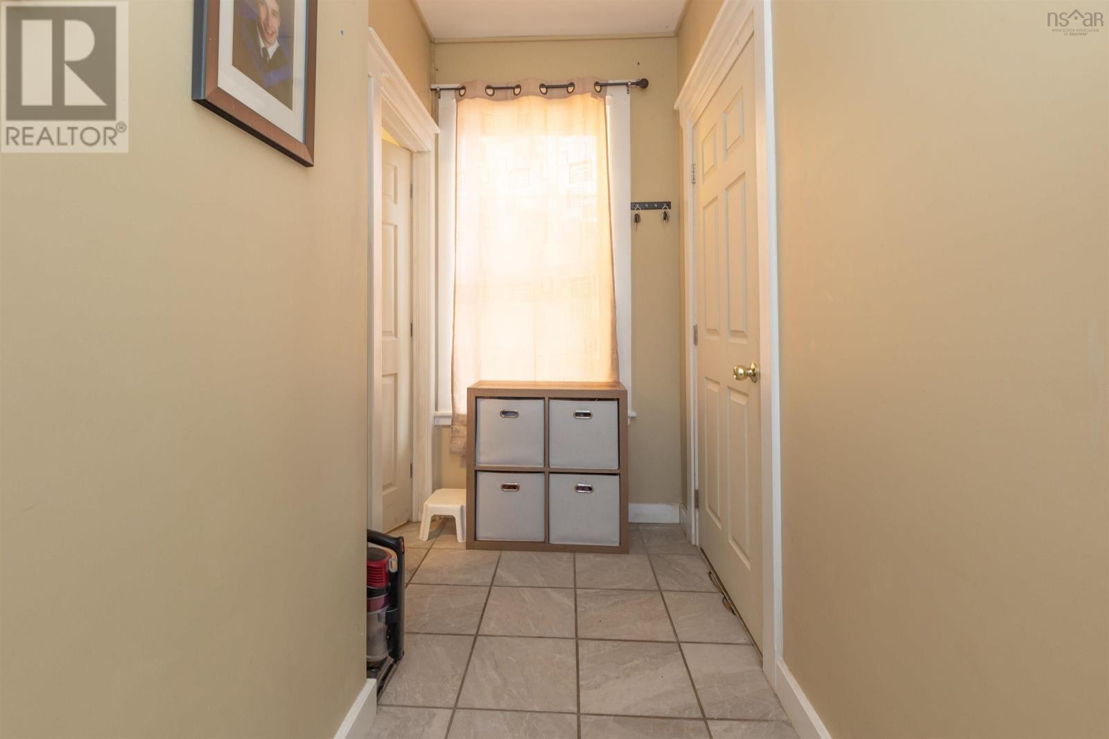 9 Elm Street, Yarmouth, Nova Scotia  B5A 2P6 - Photo 12 - 202501740