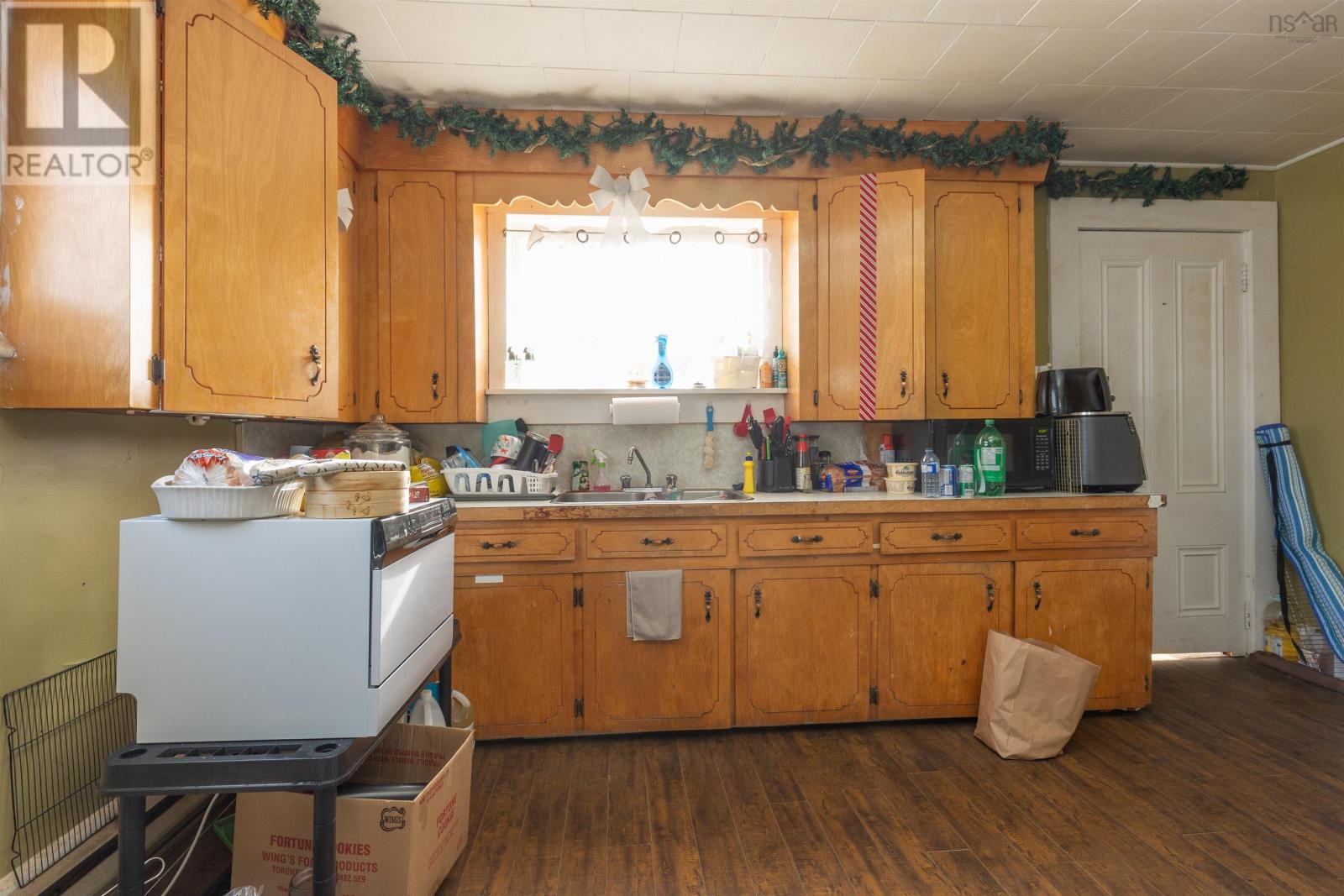 9 Elm Street, Yarmouth, Nova Scotia  B5A 2P6 - Photo 22 - 202501740