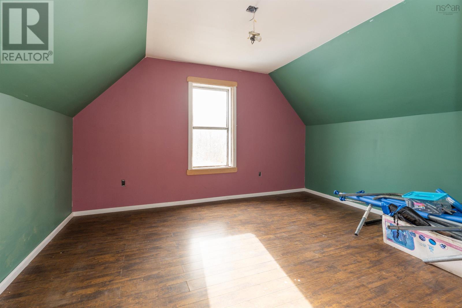 9 Elm Street, Yarmouth, Nova Scotia  B5A 2P6 - Photo 30 - 202501740