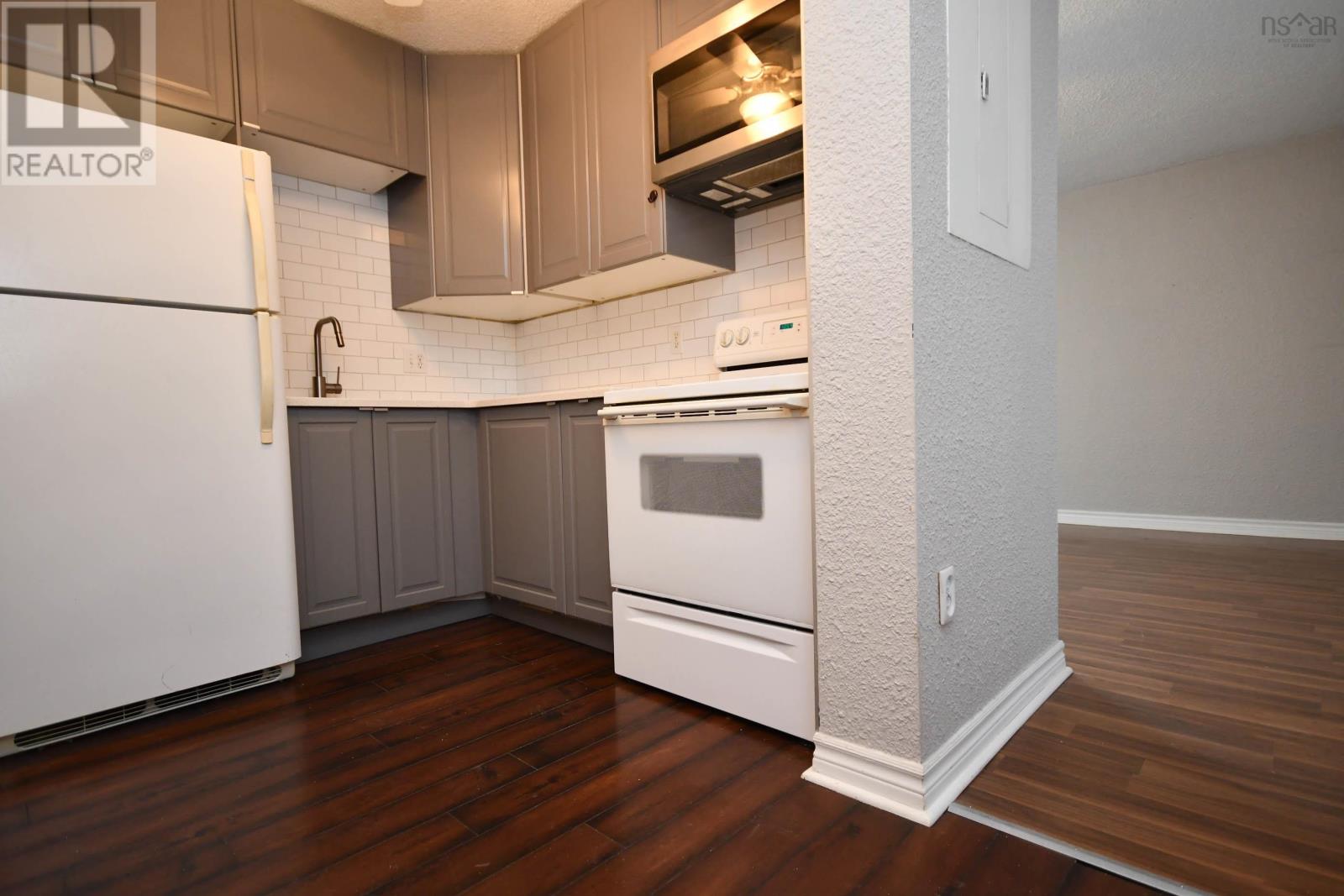 710 5572 North Ridge Road, Halifax, Nova Scotia  B3K 5S2 - Photo 7 - 202501805