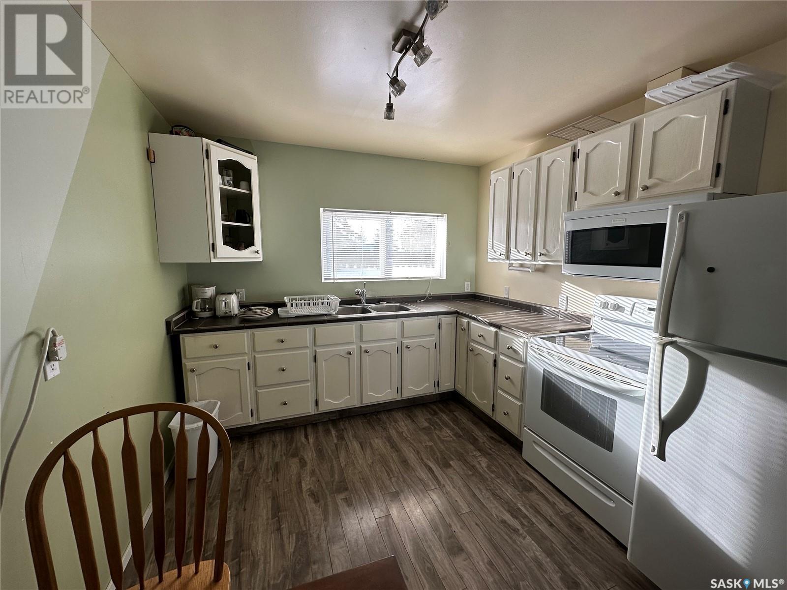 309 2nd Avenue, Gerald, Saskatchewan  S0A 1B0 - Photo 29 - SK992874