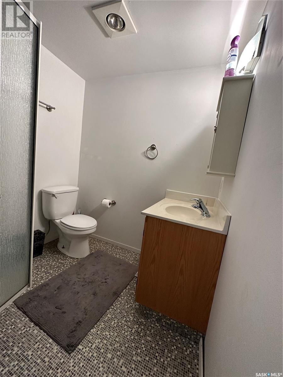 309 2nd Avenue, Gerald, Saskatchewan  S0A 1B0 - Photo 33 - SK992874