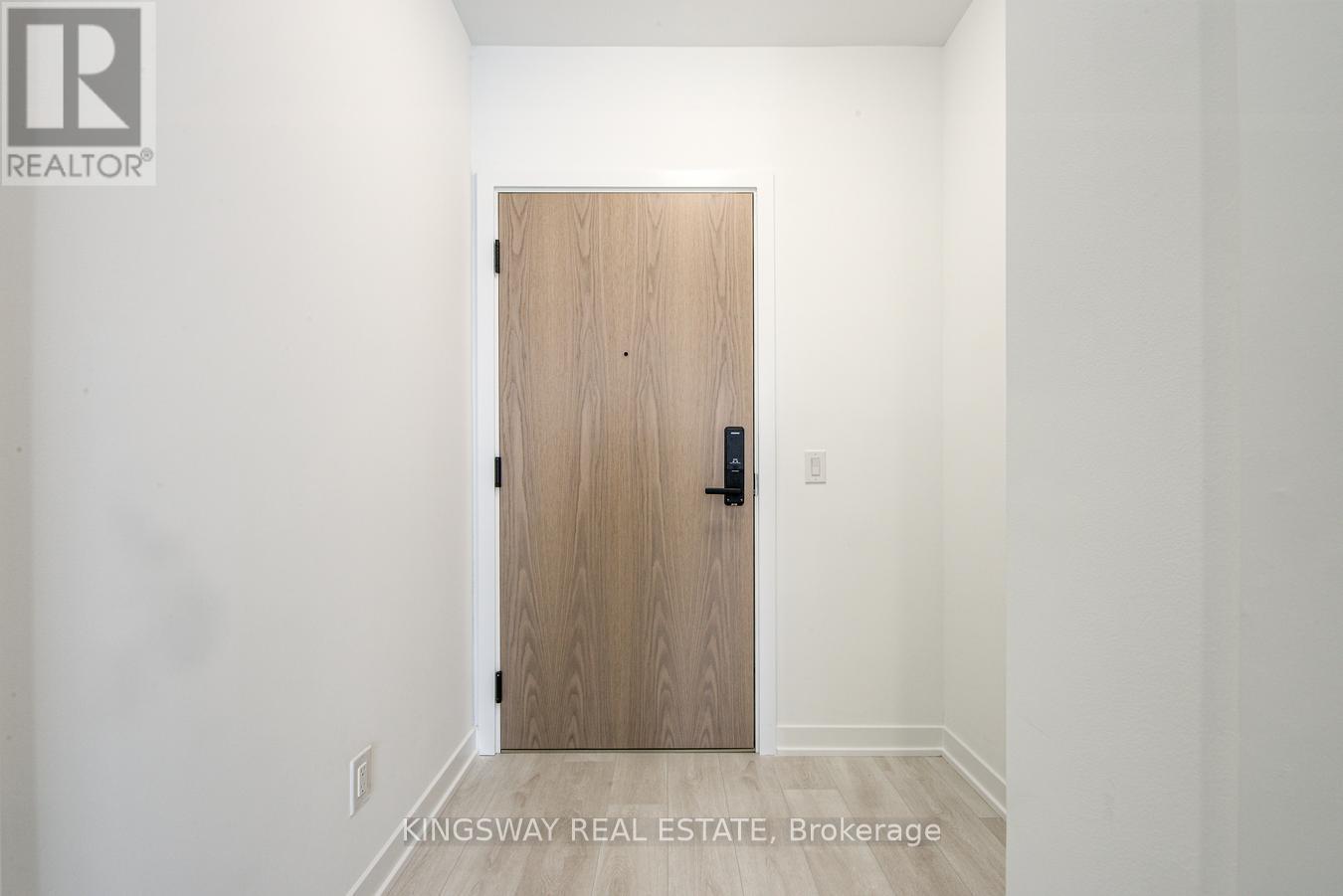 Lp02 - 5 Defries Street, Toronto, Ontario  M5A 0W7 - Photo 2 - C11944871