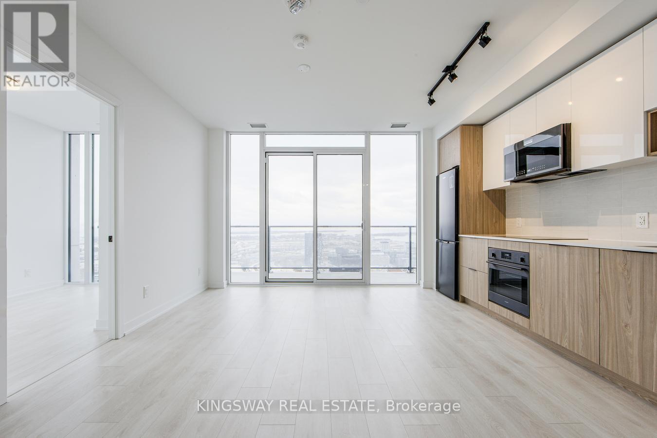 Lp02 - 5 Defries Street, Toronto, Ontario  M5A 0W7 - Photo 5 - C11944871