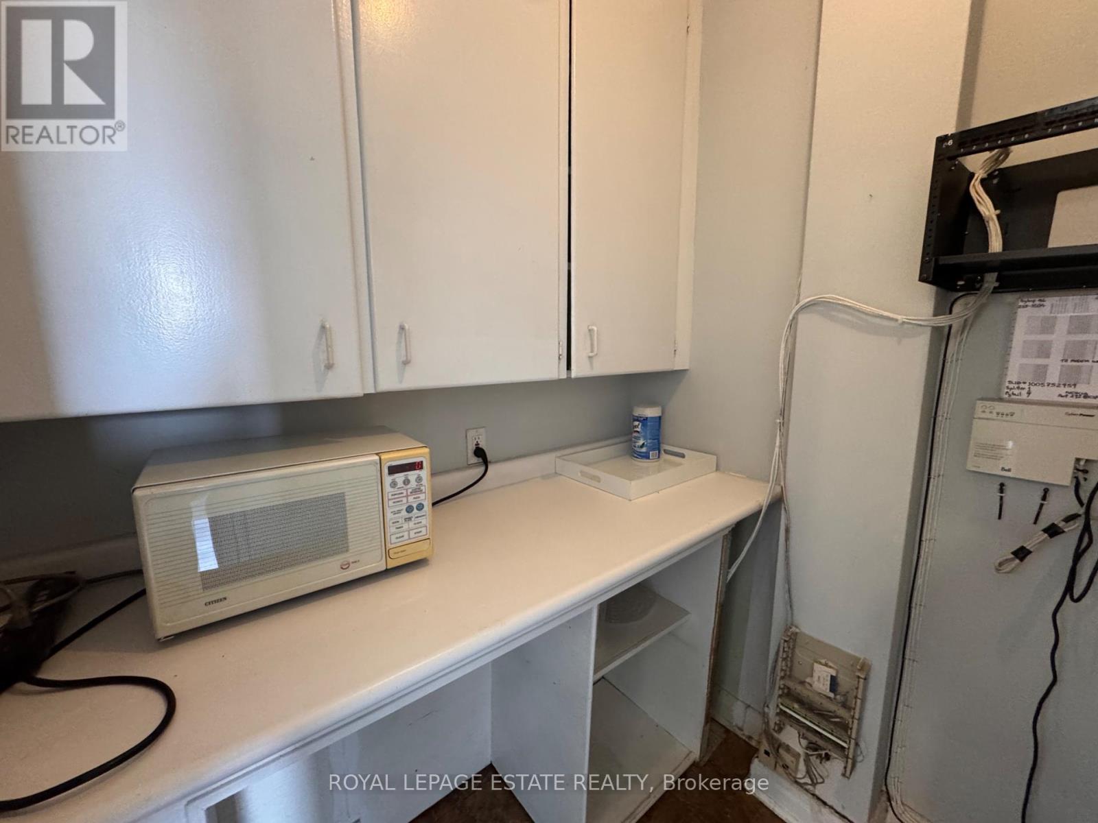 205 - 4894-96 Dundas Street W, Toronto, Ontario  M9A 1B5 - Photo 6 - W11190045