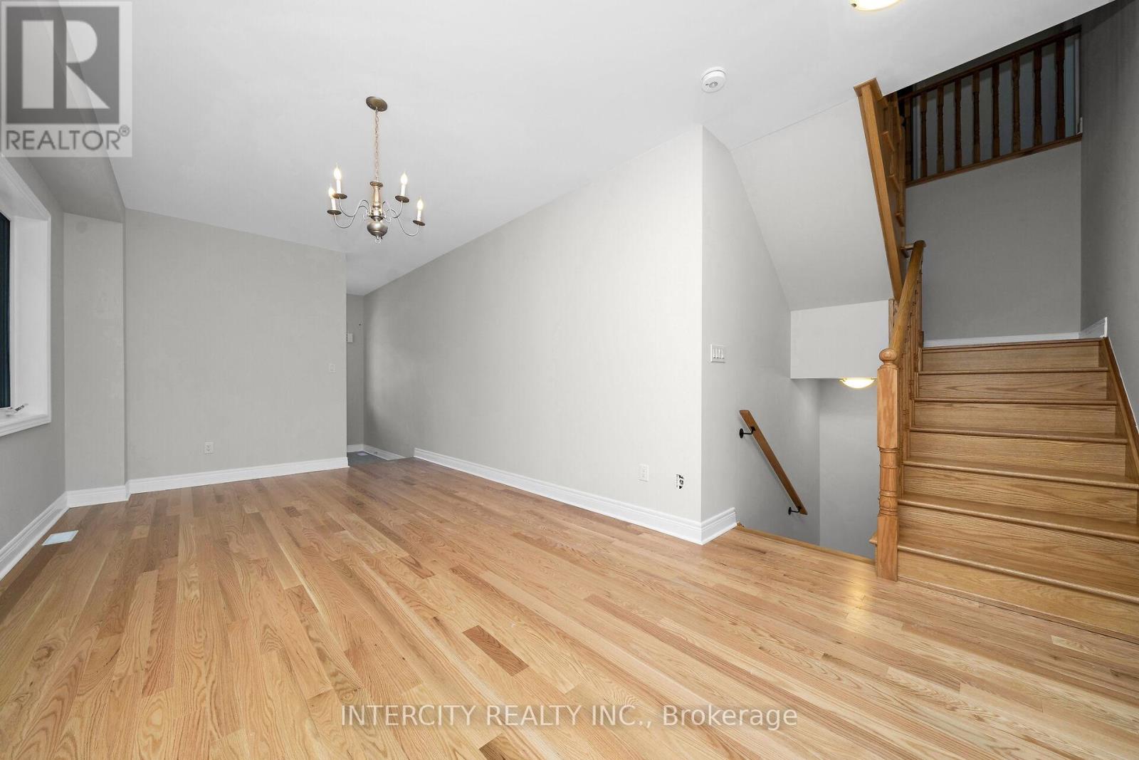 Lot 163 - 70 Claremont Drive, Brampton, Ontario  L6R 4E8 - Photo 6 - W11944187