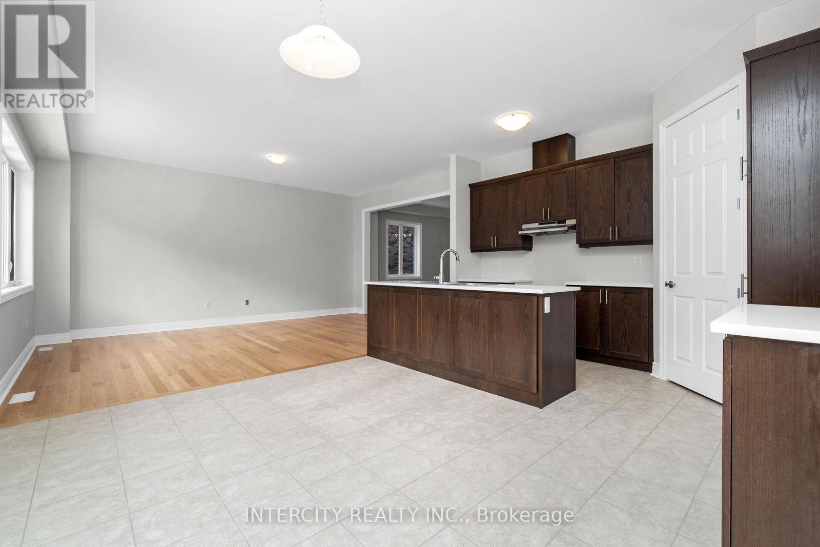 Lot 163 - 70 Claremont Drive, Brampton, Ontario  L6R 4E8 - Photo 9 - W11944187