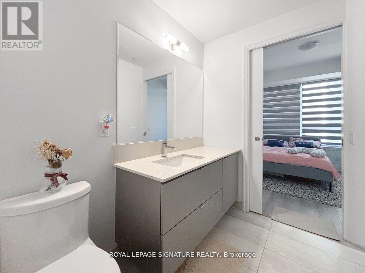 Property at 3403 - 36 ELM DRIVE image 3