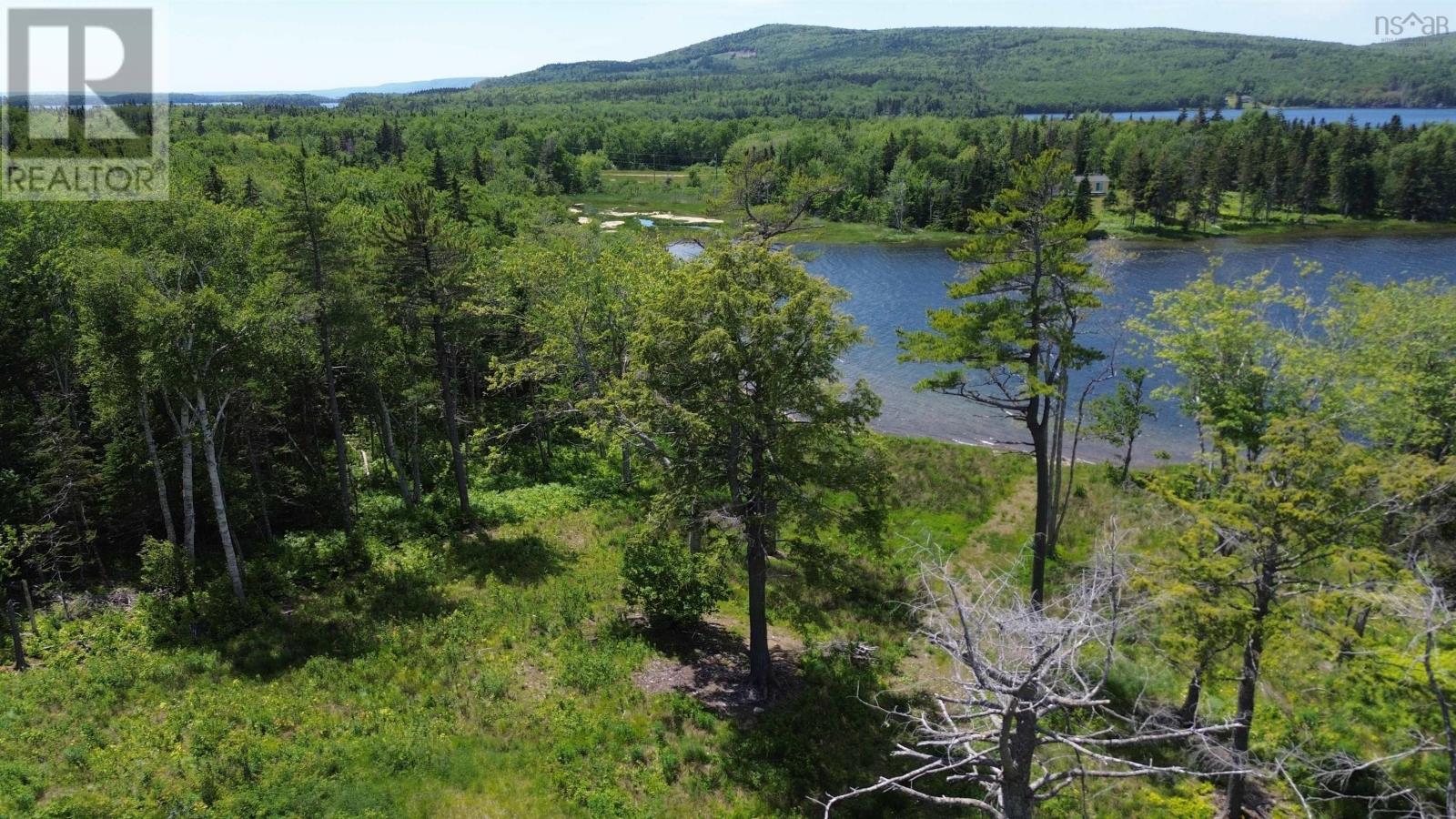 120 Rodney Drive, Militia Point, Nova Scotia  B0E 2Y0 - Photo 2 - 202425101