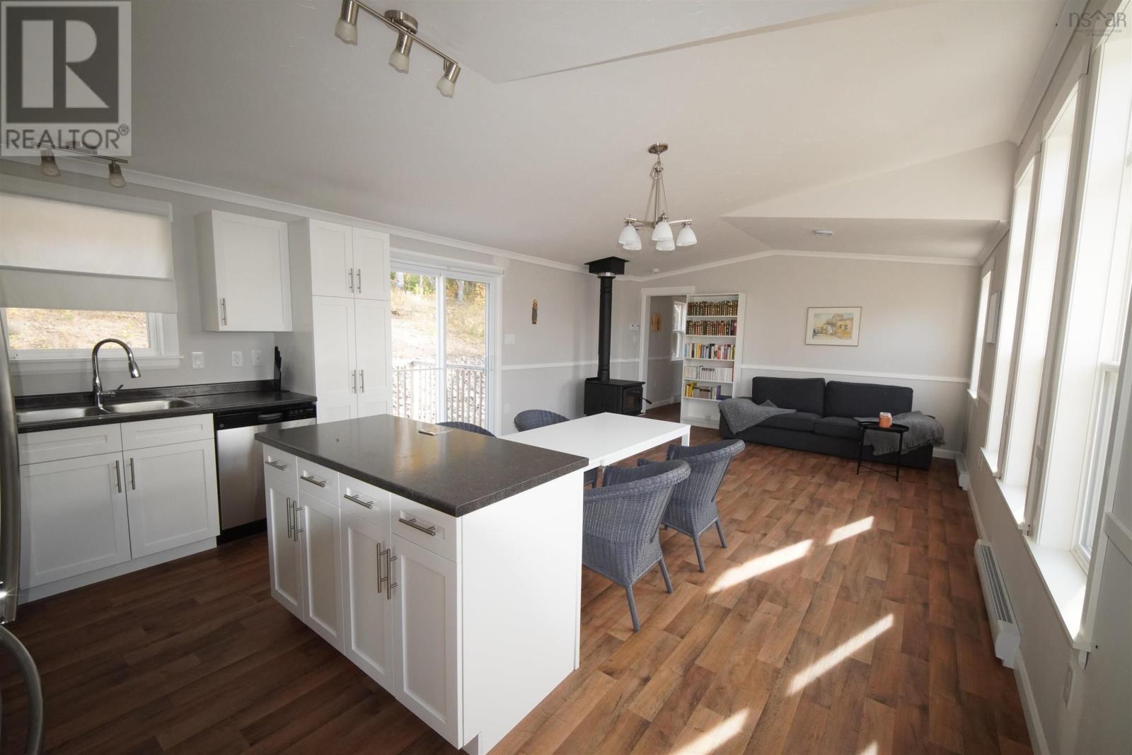 120 Rodney Drive, Militia Point, Nova Scotia  B0E 2Y0 - Photo 29 - 202425101