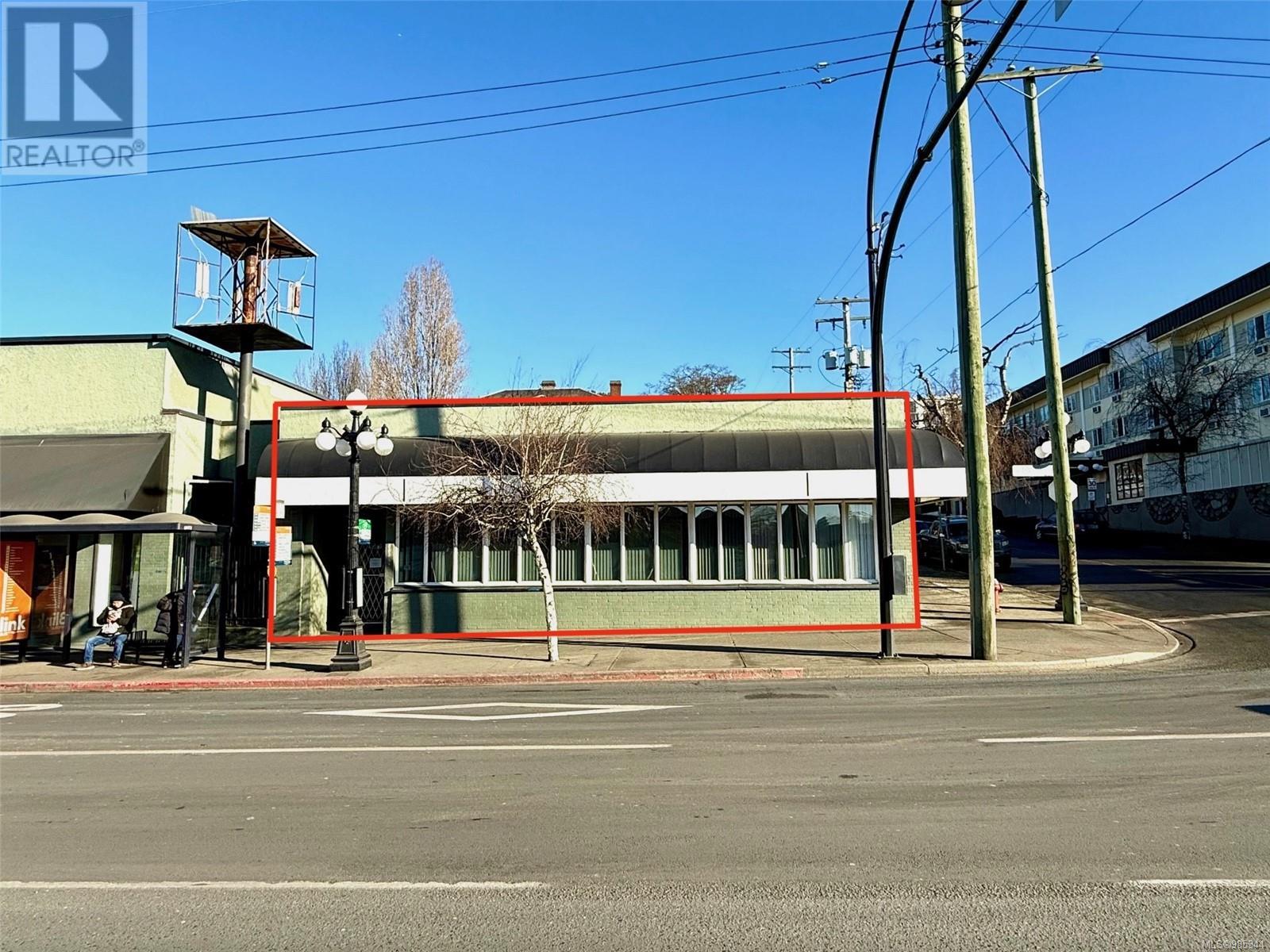 A 2001 Douglas St, victoria, British Columbia V8T4K9