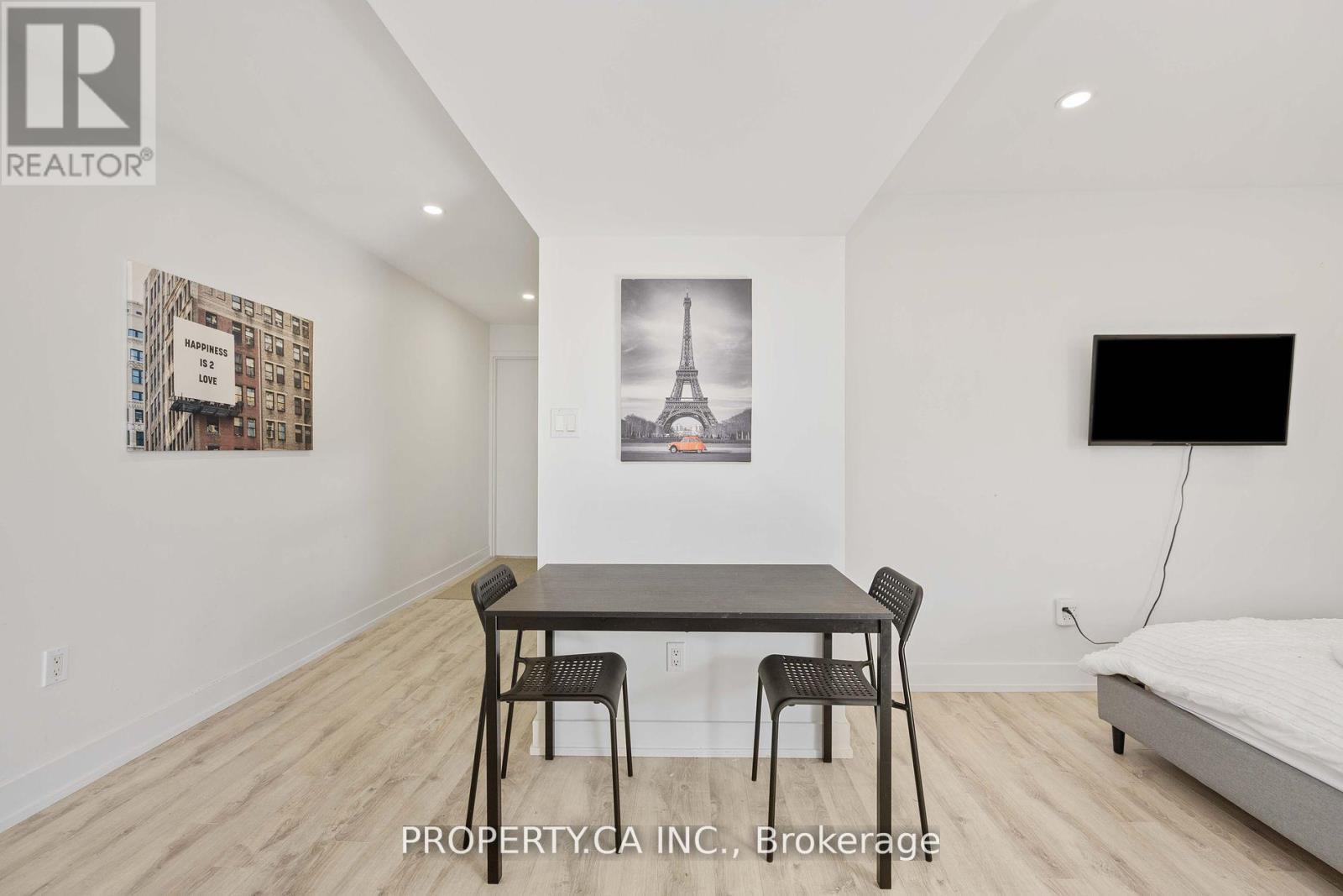 252 Soudan Avenue, Toronto (Mount Pleasant East), Ontario  M4S 1W4 - Photo 17 - C11945073
