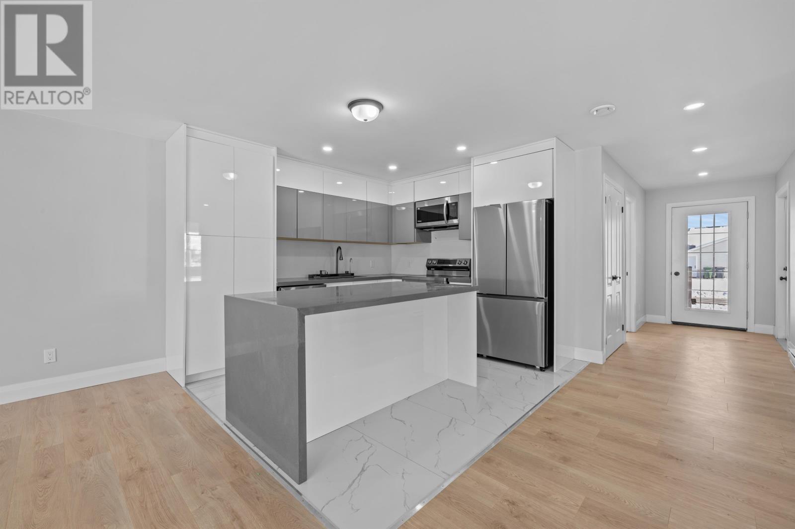 Property at 17 Paddington Avenue image 4