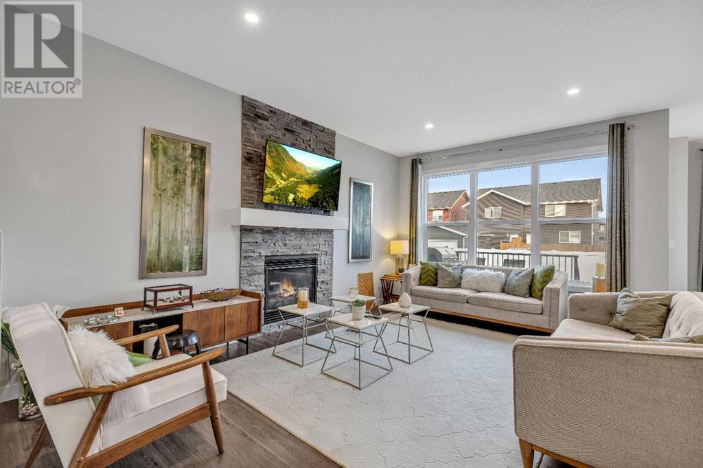 Property at 24 Evansfield Crescent NW image 4