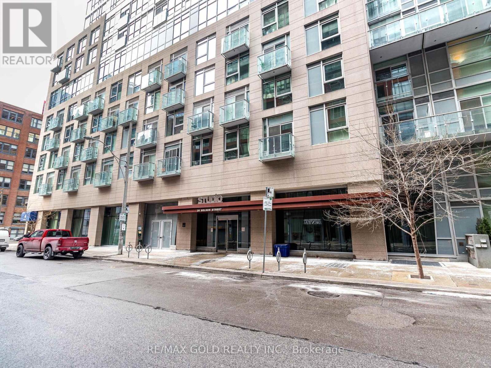 508 - 30 Nelson Street, Toronto, Ontario  M5V 0H5 - Photo 3 - C11945112