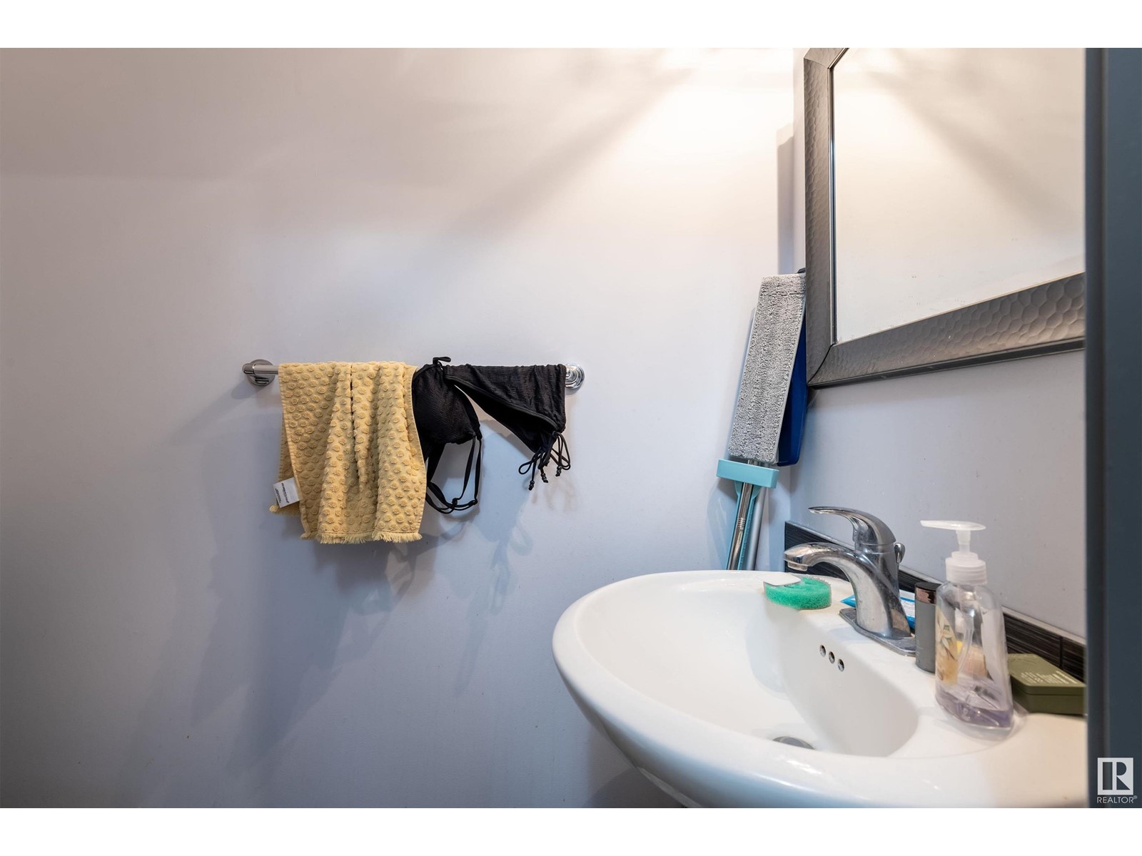 #2 7210 96 St Nw, Edmonton, Alberta  T6E 1B3 - Photo 25 - E4419528