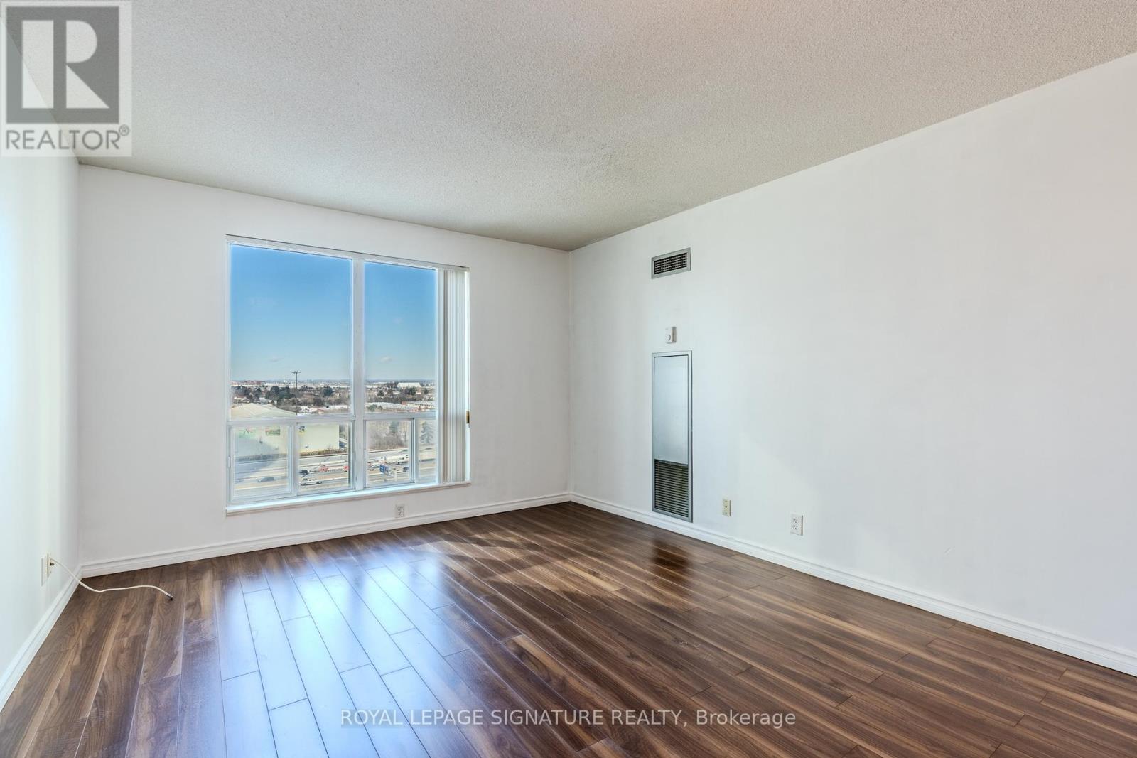 1203 - 1 Lee Centre Drive, Toronto, Ontario  M1H 3J2 - Photo 2 - E11937233